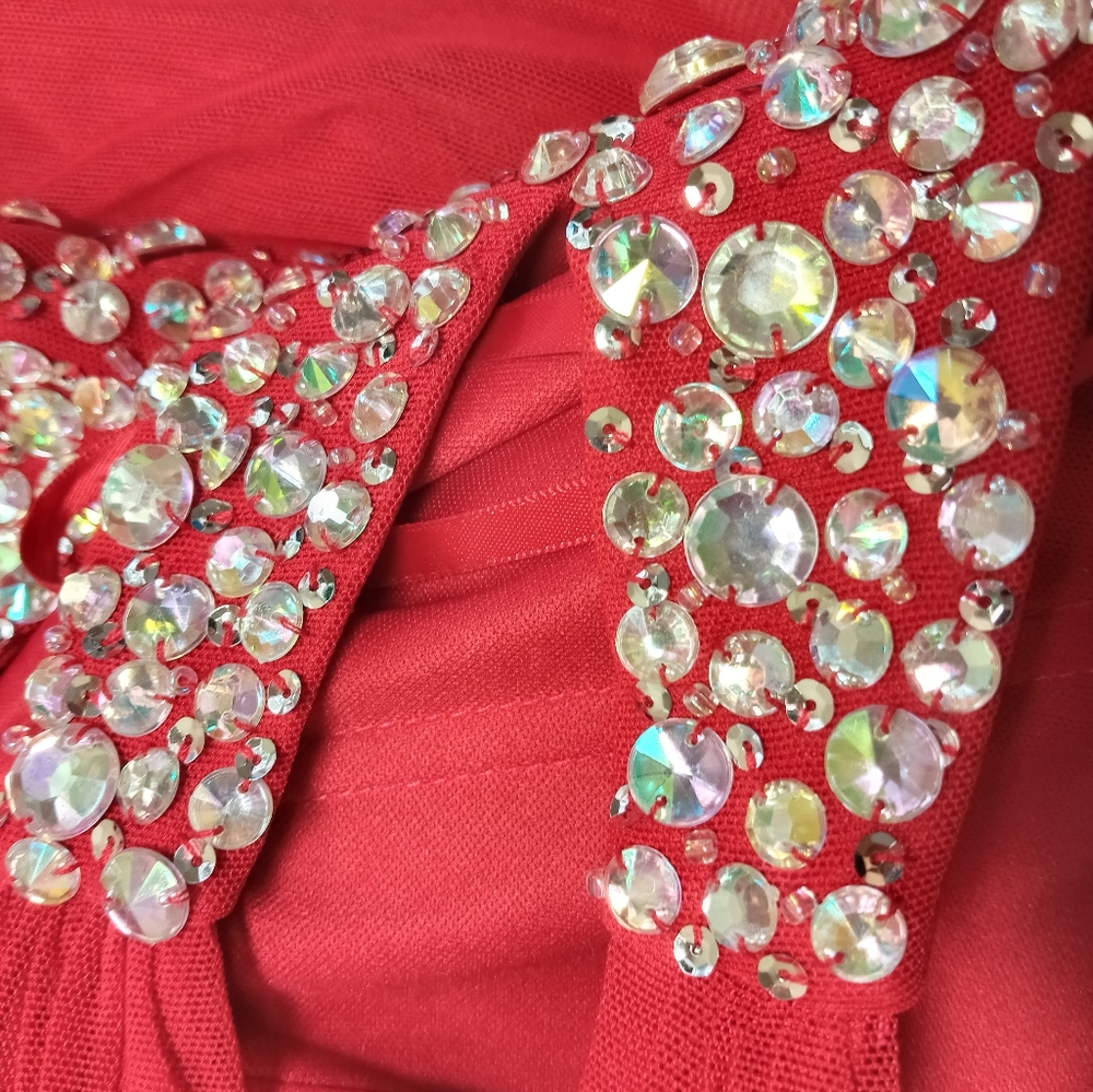 XSCAPE FORMAL DRESS - Picture 11 of 17